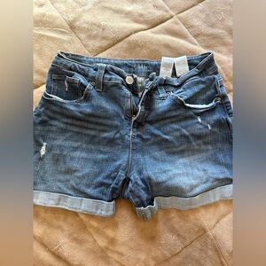Time and Tru Women's Blue Denim Shorts